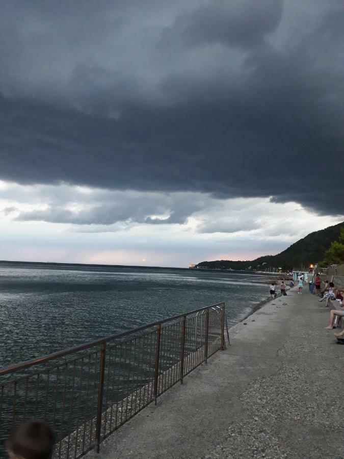 Happy Holidays Welcome Trieste Esterno foto