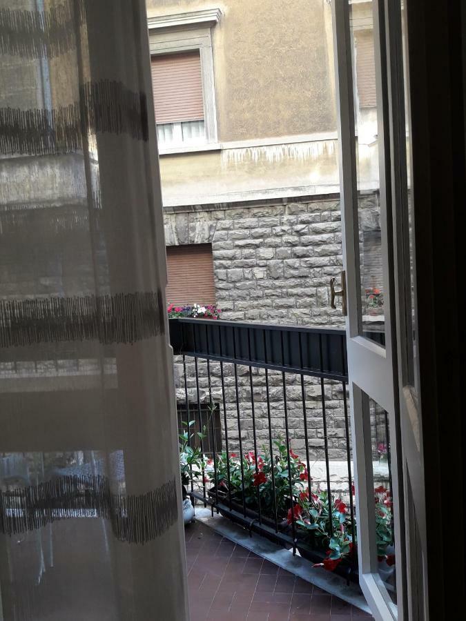 Happy Holidays Welcome Trieste Esterno foto